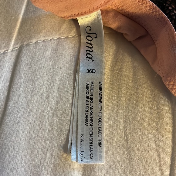 SOMA Embraceable GEO lace trim full coverage bra 36D pink with black lace trim - Picture 4 of 8